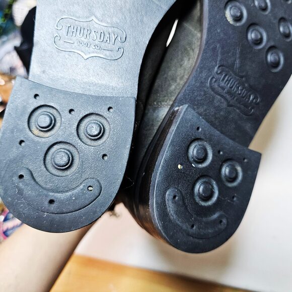 Thursday BootsAnkle Handmade brown Suede leather W's 6.5. USA designed.‎ Stylish - Picture 14 of 16